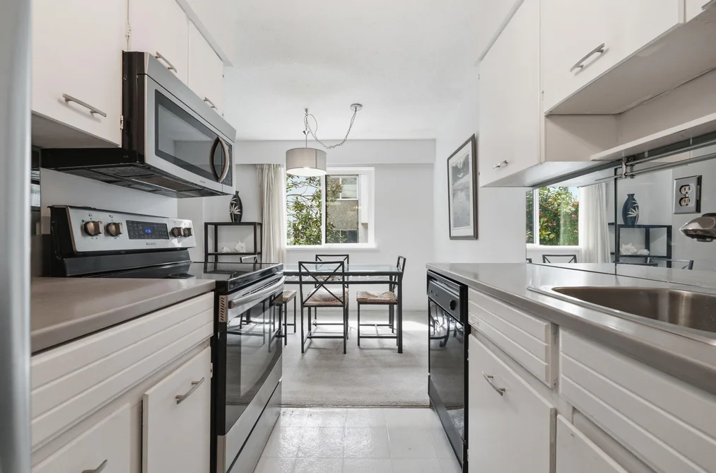 104 1355 FIR STREET, White Rock BC V4B 4B3, White Rock BC — Residential for Sale - Photo 3