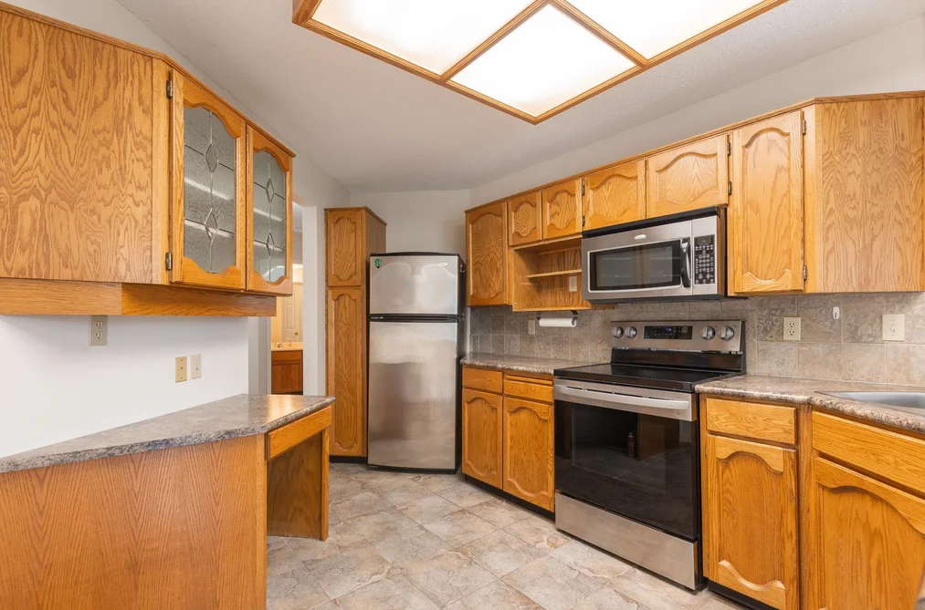 104 1378 FIR STREET, White Rock BC V4B 4B2, White Rock BC — Residential for Sale — Photo 16 of 39