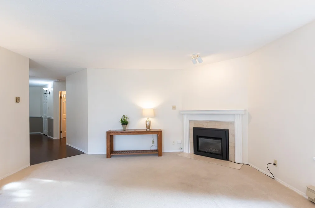 104 1378 FIR STREET, White Rock BC V4B 4B2, White Rock BC — Residential for Sale — Photo 7 of 39