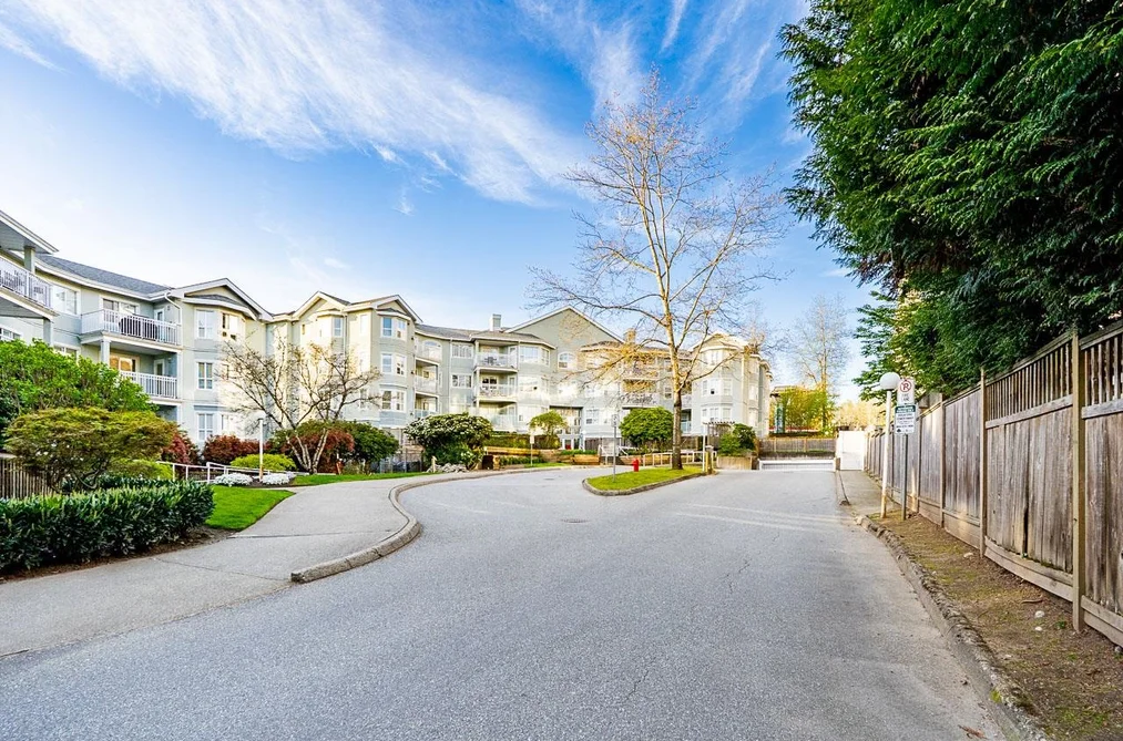 104 13955 LAUREL DRIVE, Surrey BC V3T 1A8, Surrey BC — Residential for Sale - Photo 2