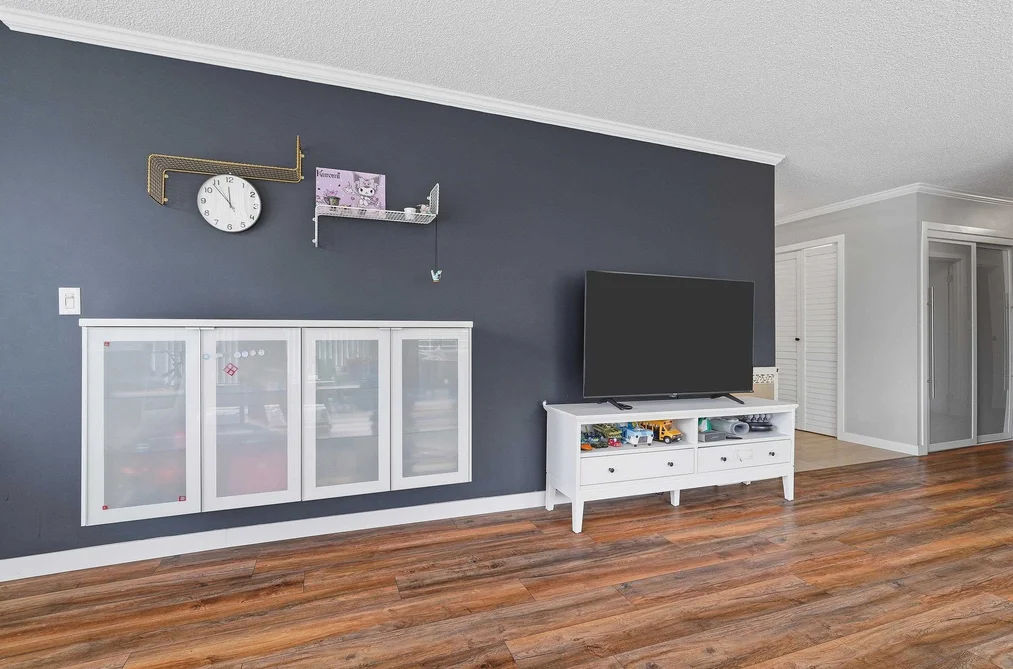 104 1437 FOSTER STREET, White Rock BC V4B 3X6, White Rock BC — Residential for Sale - Photo 2