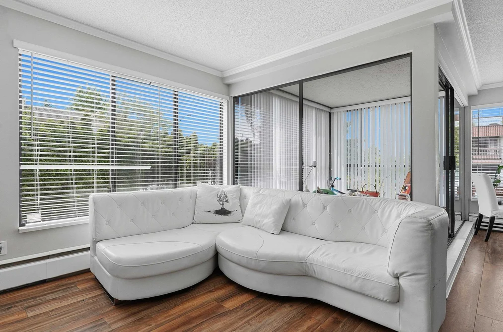 104 1437 FOSTER STREET, White Rock BC V4B 3X6, White Rock BC — Residential for Sale — Photo 3 of 19