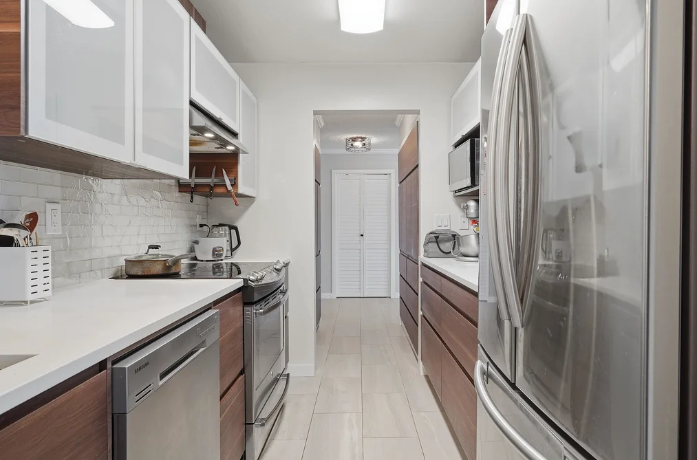 104 1437 FOSTER STREET, White Rock BC V4B 3X6, White Rock BC — Residential for Sale — Photo 8 of 19