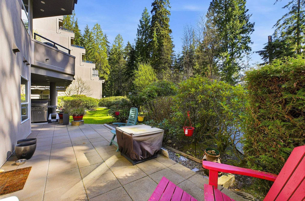 Condo for sale at 104 1500 Ostler Court North Vancouver British Columbia - MLS: R3108563