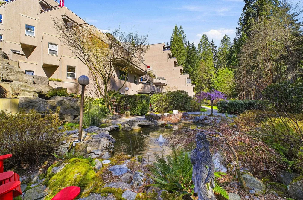 104 1500 OSTLER COURT, North Vancouver BC V7G 2C2, North Vancouver BC — Residential for Sale - Photo 4