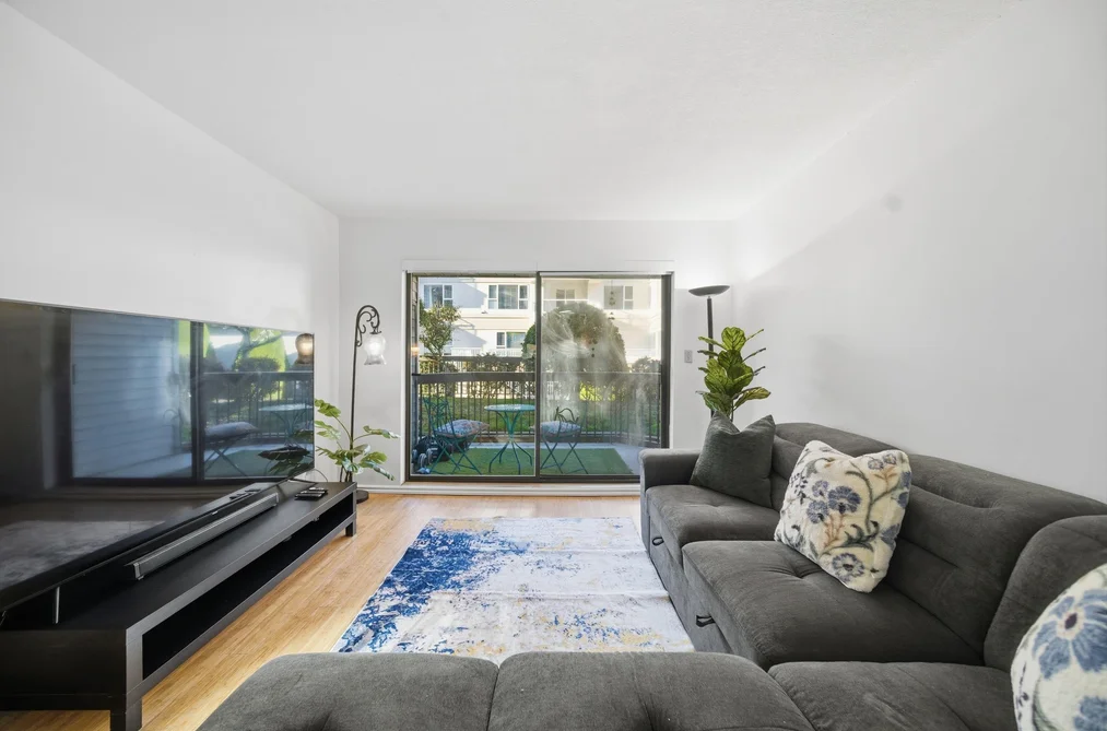 104 15290 THRIFT AVENUE, White Rock BC V4B 2L8, White Rock BC — Residential for Sale - Photo 4