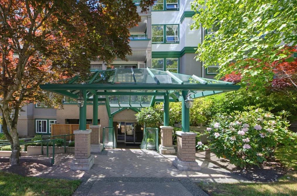 104 1575 BEST STREET, White Rock BC V4B 5K1, White Rock BC — Residential for Sale - Main Photo
