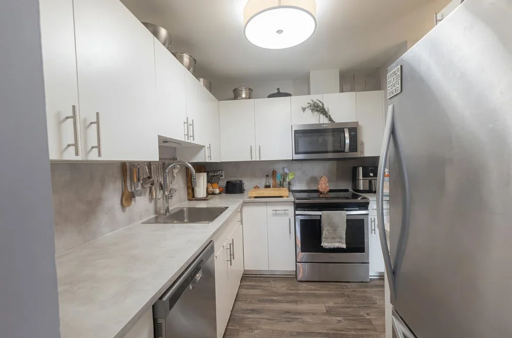 104 15991 THRIFT AVENUE, White Rock BC V4B 2M9, White Rock BC — Residential for Sale — Photo 6 of 33