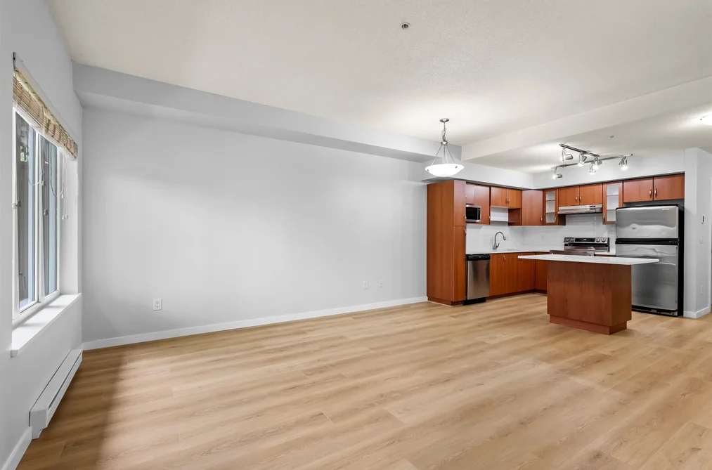 104 160 SHORELINE CIRCLE, Port Moody BC V3H 0B2, Port Moody BC — Residential for Sale - Photo 5
