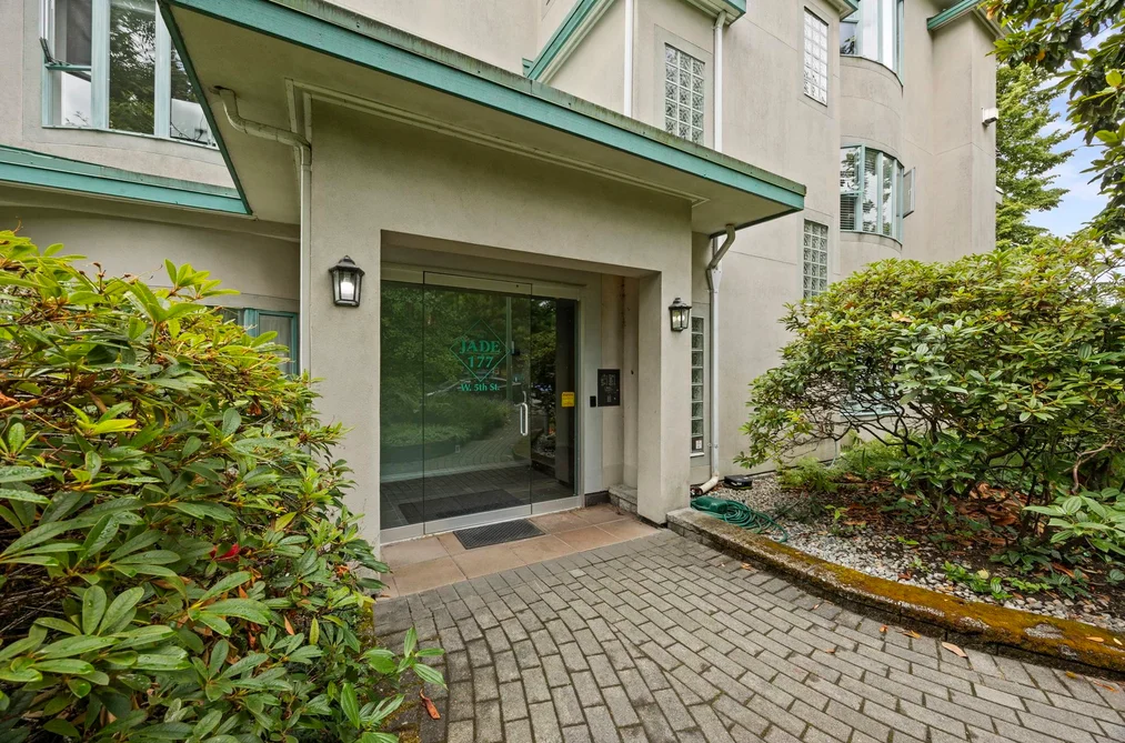 104 177 W 5TH STREET, North Vancouver, BC — Residential for Sale - Main Photo
