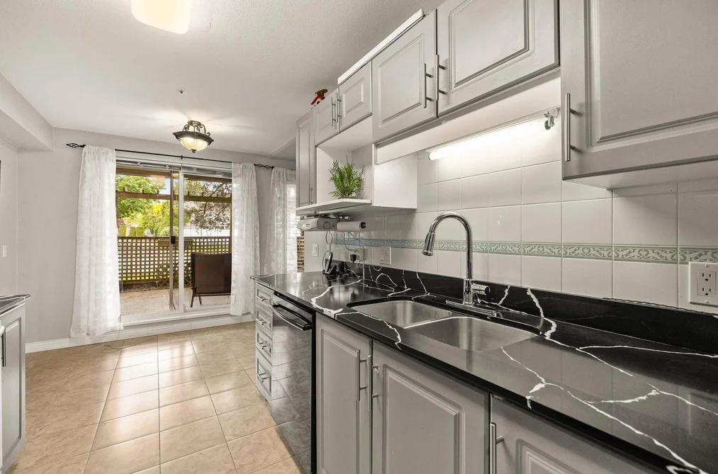 20433 53 Ave Unit 104, Langley, BC - MLS: R3165537