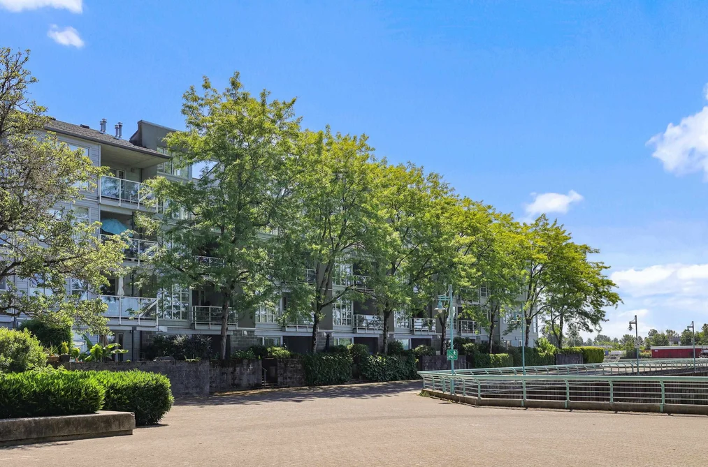 Condo for sale at 104 2080 E Kent South Avenue Vancouver British Columbia - MLS: R3130769