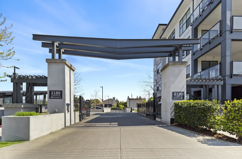 104 2120 GLADWIN ROAD, Abbotsford BC V2S 0L7, Abbotsford BC — Residential for Sale - Photo 3