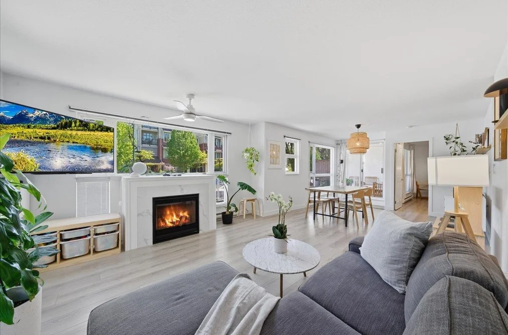 Condo for sale at 104 2339 Shaughnessy Street Port Coquitlam British Columbia - MLS: R3121881