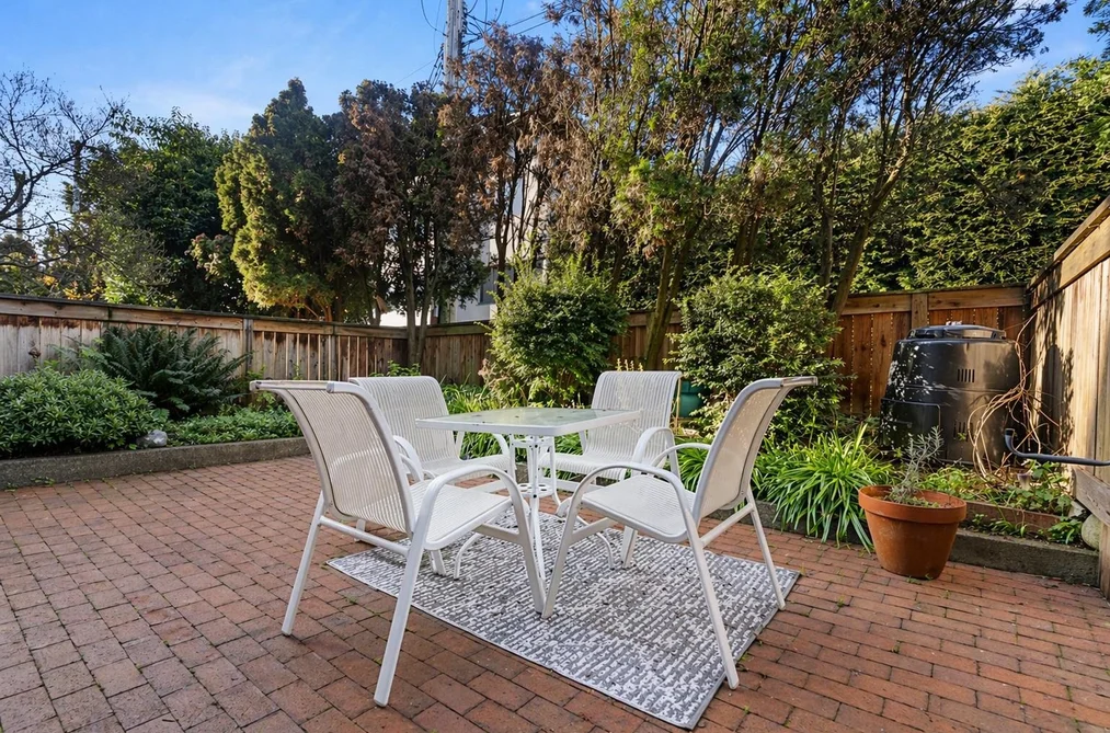 104 2475 YORK AVENUE, Vancouver BC V6K 1C9, Vancouver BC — Residential for Sale - Photo 2