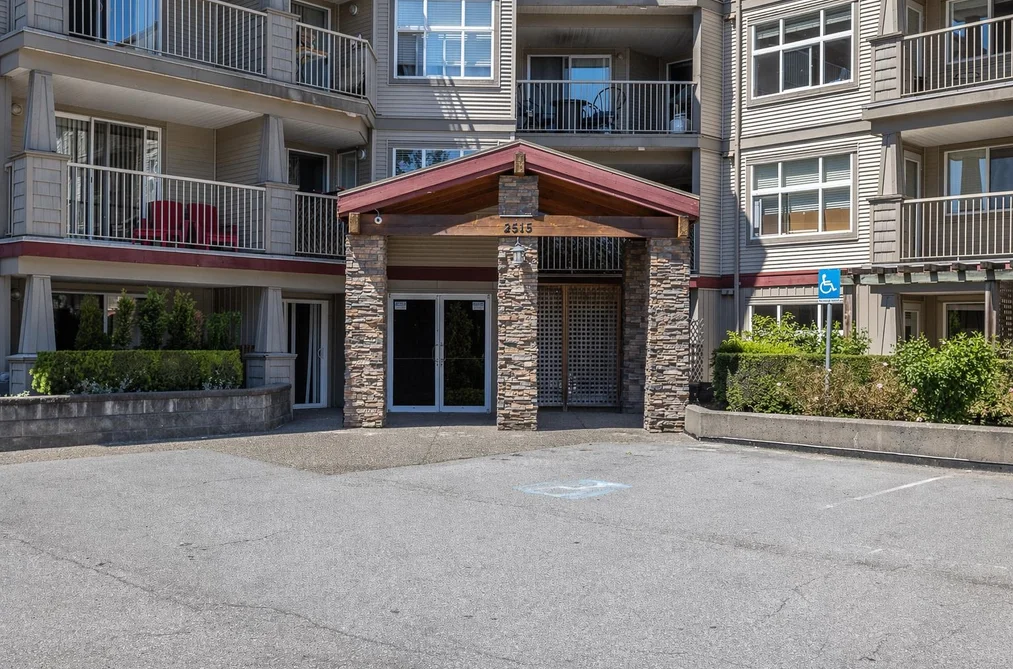 104 2515 PARK DRIVE, Abbotsford BC V2S 0B2, Abbotsford BC — Residential for Sale - Photo 2
