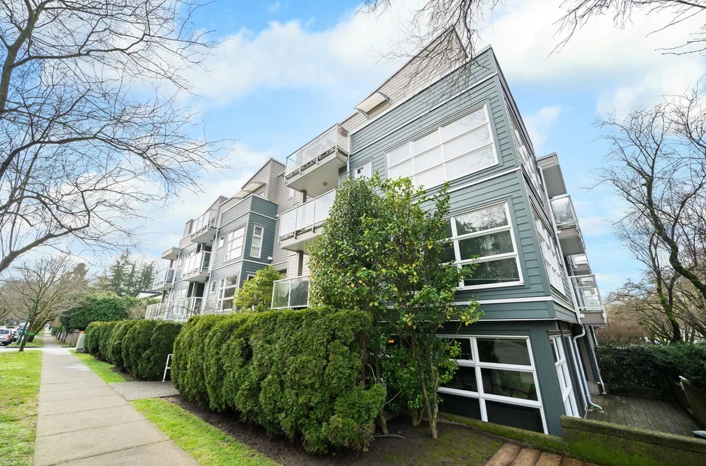 2815 YEW STREET, Vancouver BC V6K 3H6, Vancouver BC — Residential for Sale - Photo 2
