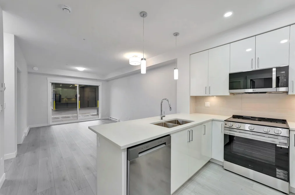 104 33886 PINE STREET, Abbotsford BC V2S 0N9, Abbotsford BC — Residential for Sale - Photo 3