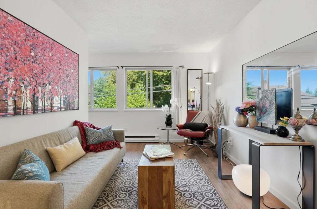 Condo for sale at 104 3465 Glen Drive Vancouver British Columbia - MLS: R3171410