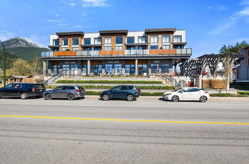 104 39767 GOVERNMENT ROAD, Squamish BC V8B 0G3, Squamish BC — Residential for Sale - Photo 2