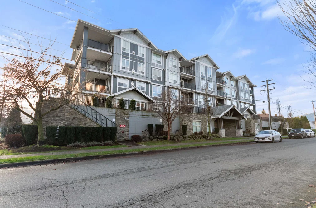 104 45630 SPADINA AVENUE, Chilliwack BC V2P 0G9, Chilliwack BC — Residential for Sale - Photo 2
