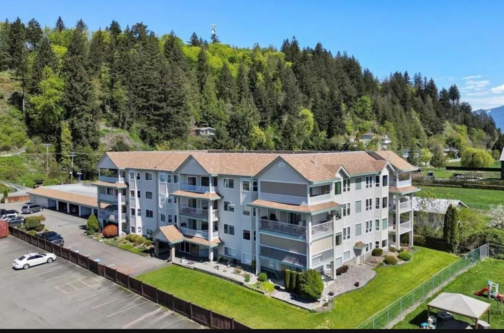 Condo for sale at 104 46966 Yale Road Chilliwack British Columbia - MLS: R3125975
