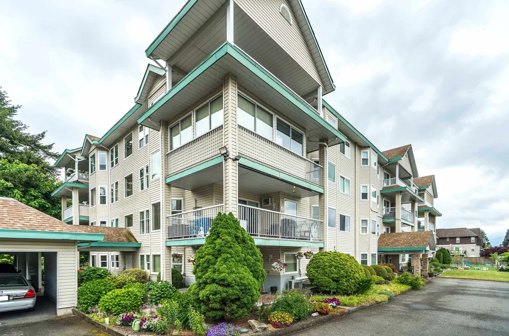 Condo for sale at 104 46966 Yale Road Chilliwack British Columbia - MLS: R3125975