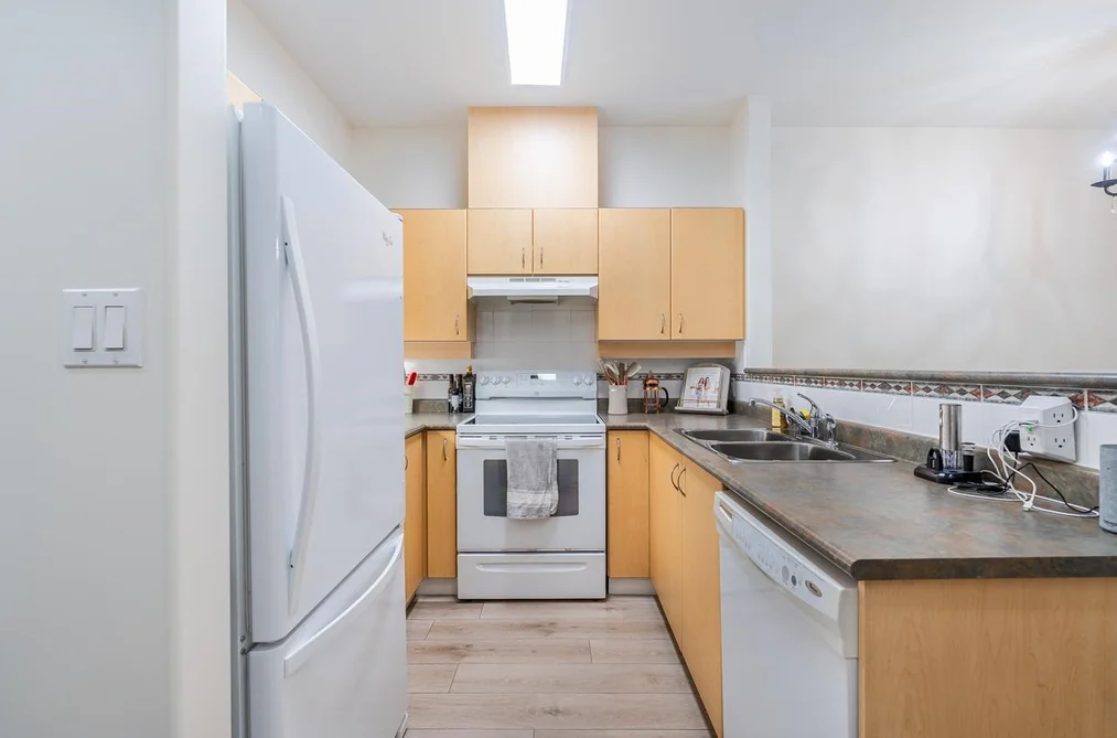 104 522 SMITH AVENUE, Coquitlam BC V3J 7X7, Coquitlam BC — Residential for Sale — Photo 14 of 34