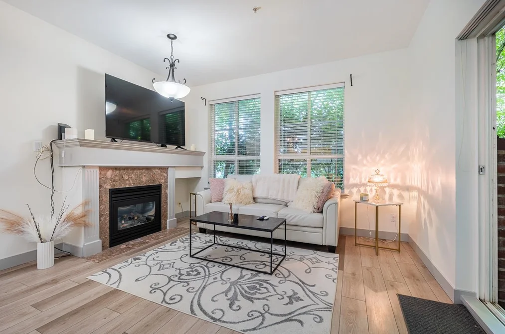 104 522 SMITH AVENUE, Coquitlam BC V3J 7X7, Coquitlam BC — Residential for Sale — Photo 4 of 34