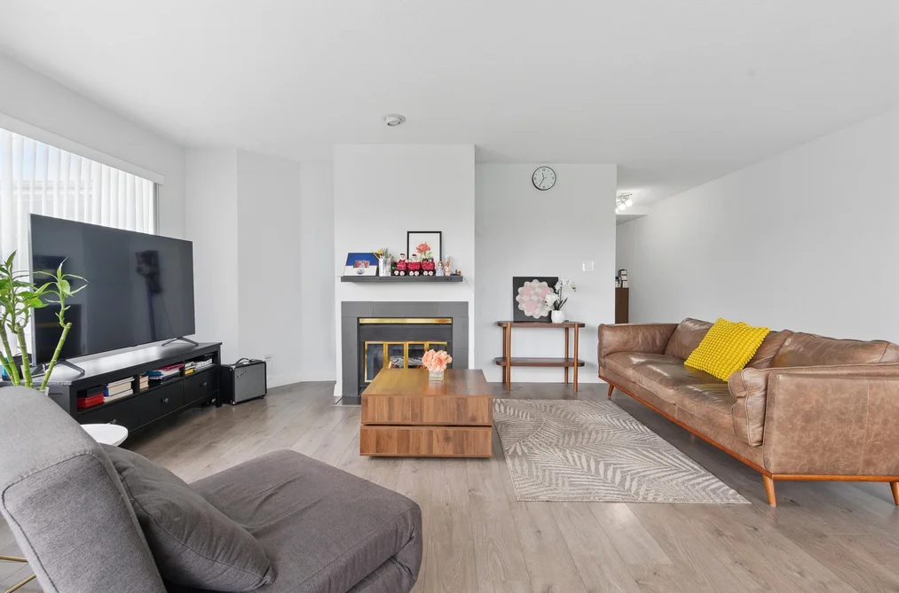 Condo for sale at 104 7480 Gilbert Road Richmond British Columbia - MLS: R3117005