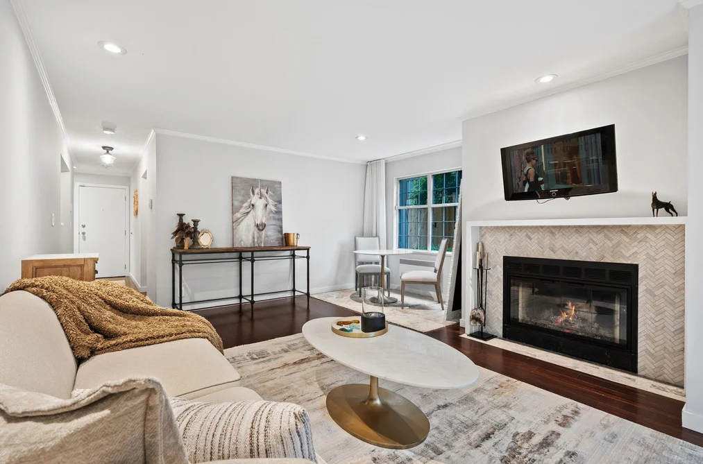 Condo for sale at 104 925 W 15th Avenue Vancouver British Columbia - MLS: R3145921