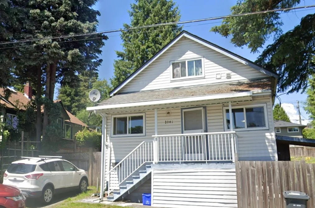 House for sale at 1041 James Avenue Coquitlam British Columbia - MLS: R3092348