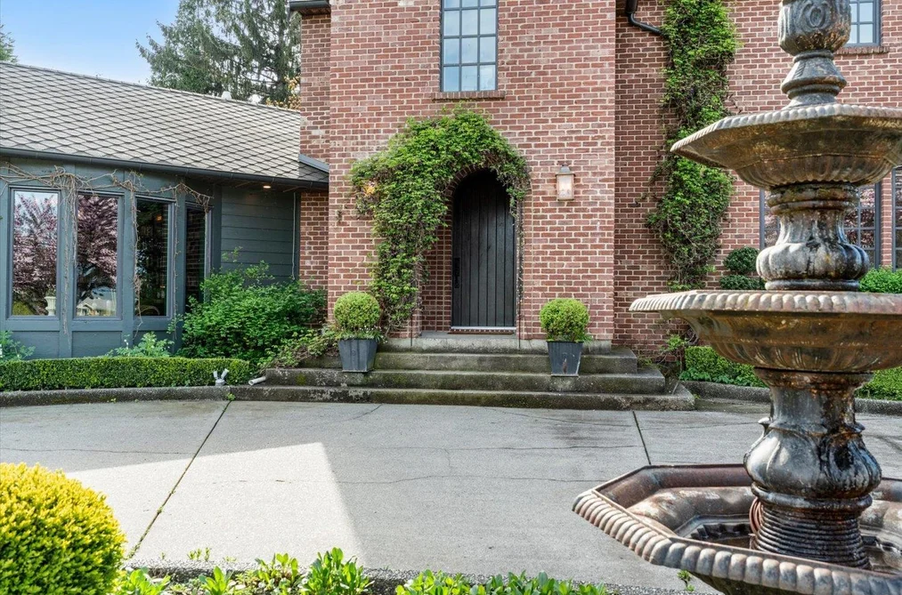 10419 MCSWEEN ROAD, Chilliwack BC V2P 6H5, Chilliwack BC — Residential for Sale - Photo 3