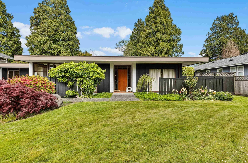 1042 KUMA CRESCENT, Delta BC V4M 2K9, Delta BC — Residential for Sale - Photo 2