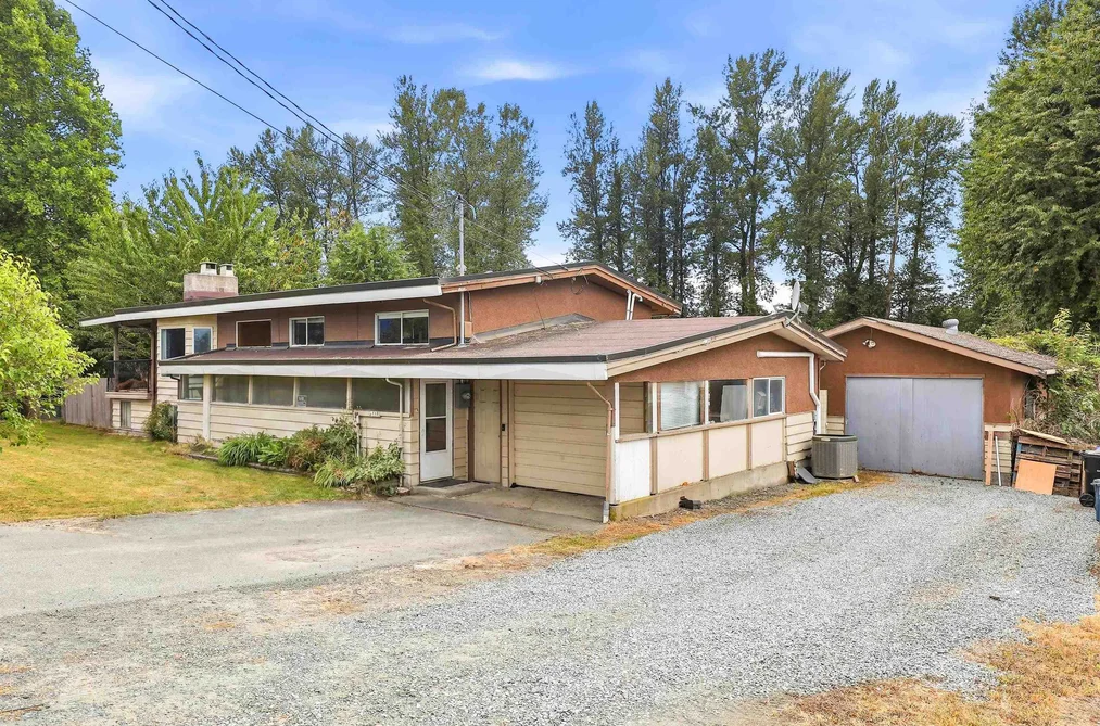 House for sale at 10425 Young Road Chilliwack British Columbia - MLS: R3161112