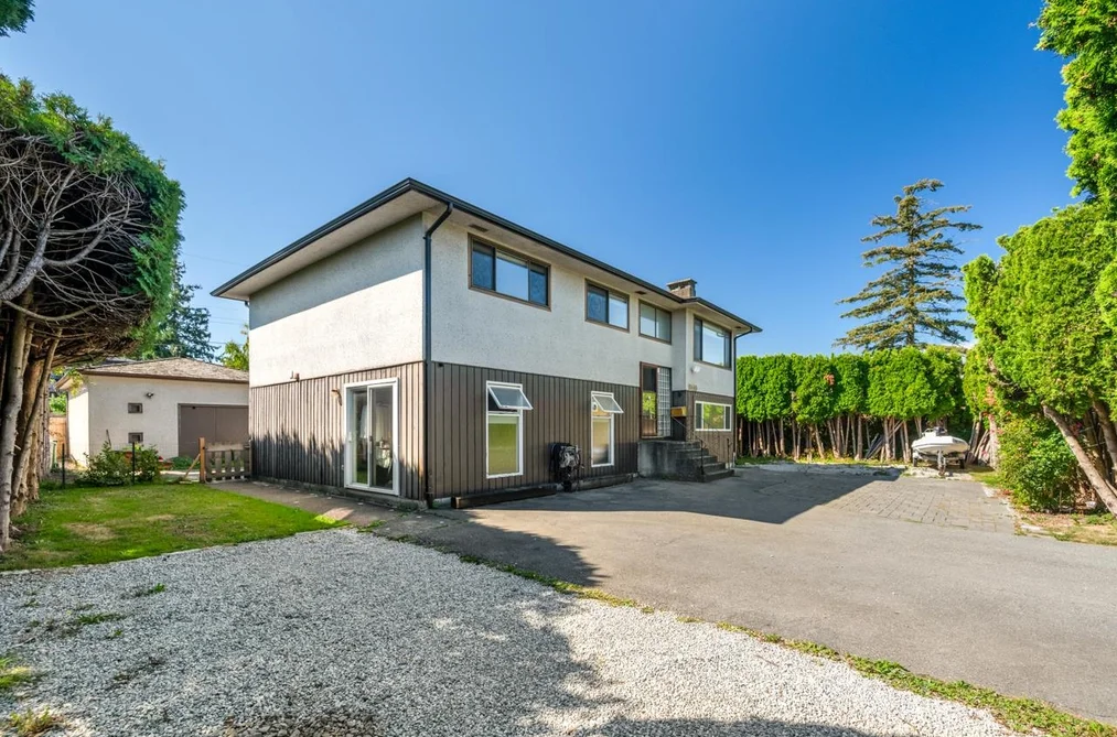 House for sale at 10440 Aintree Crescent Richmond British Columbia - MLS: R3167160
