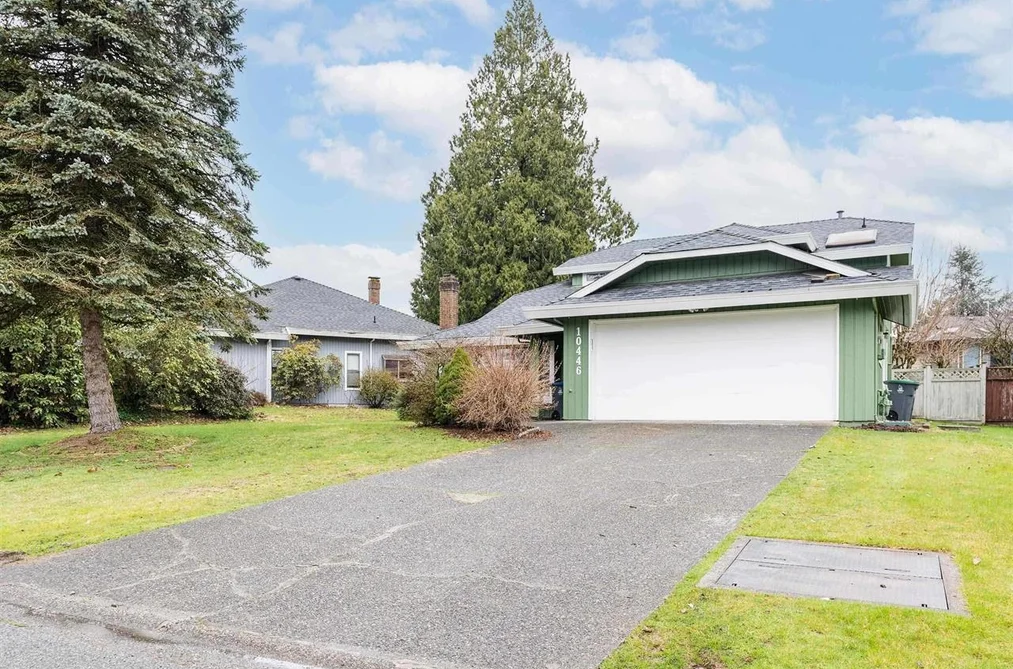 House for sale at 10446 Fraserglen Drive Surrey British Columbia - MLS: R3110070