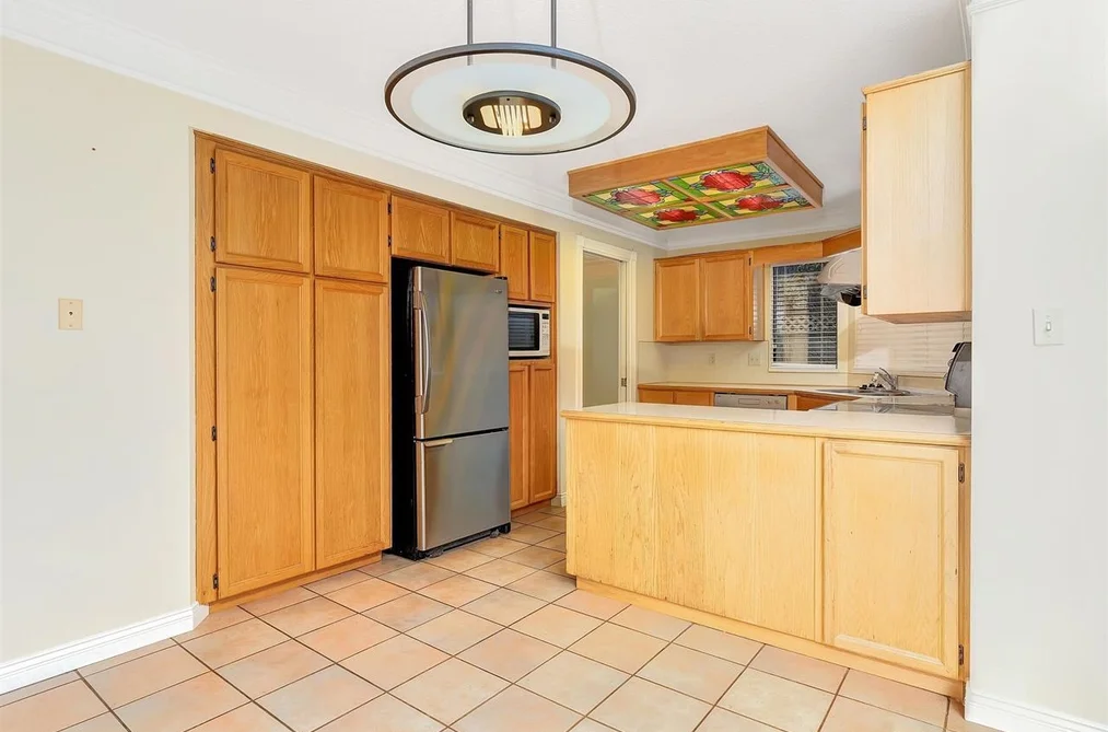 10446 FRASERGLEN DRIVE, Surrey BC V4N 1T5, Surrey BC — Residential for Sale - Photo 6