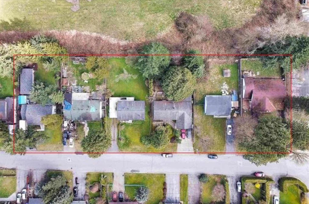 10464 154A STREET, Surrey BC V3R 4K1, Surrey BC — Residential for Sale — Photo 8 of 9