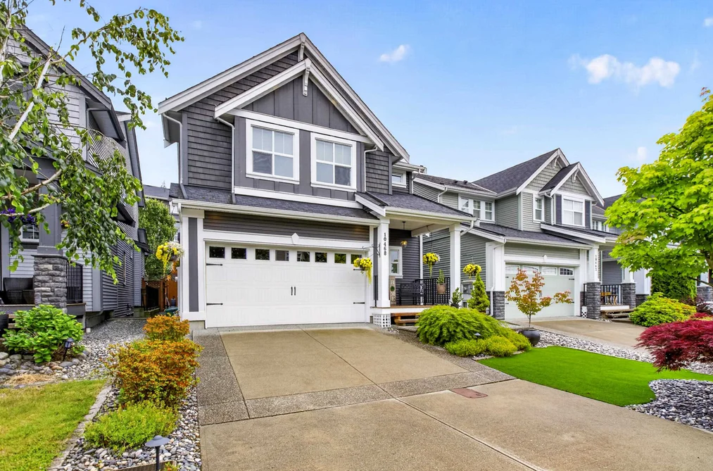 10468 ROBERTSON STREET, Maple Ridge BC V2W 0H8, Maple Ridge BC — Residential for Sale - Main Photo
