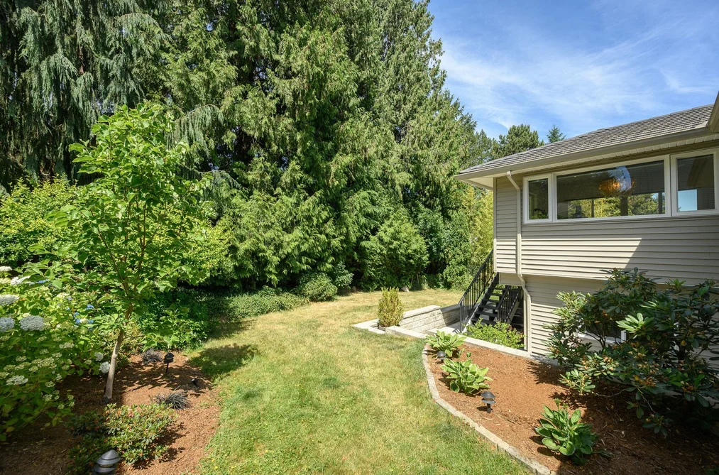 1047 WINSLOW AVENUE, Coquitlam BC V3J 2G2, Coquitlam BC — Residential for Sale — Photo 36 of 40