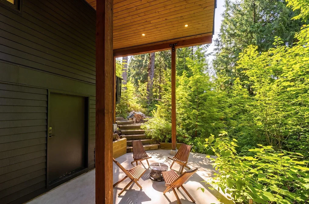 1048 TOBERMORY WAY, Squamish, BC — Residential for Sale — Photo 27 of 31