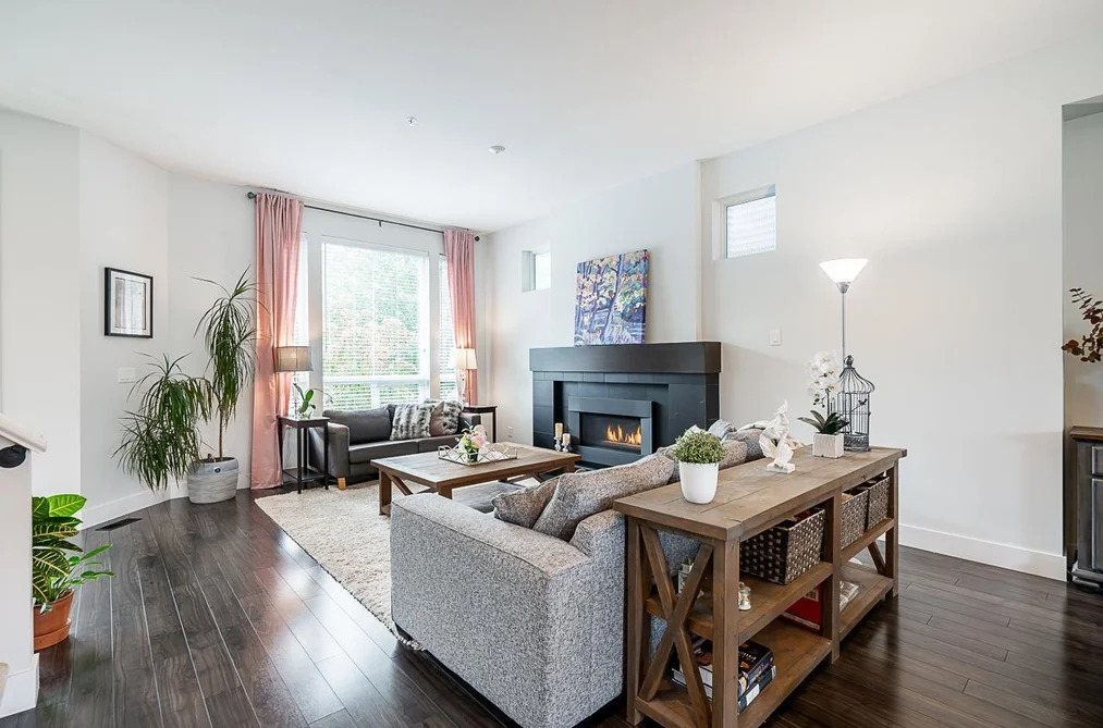 10489 ROBERTSON STREET, Maple Ridge BC V2W 0H8, Maple Ridge BC — Residential for Sale - Photo 4