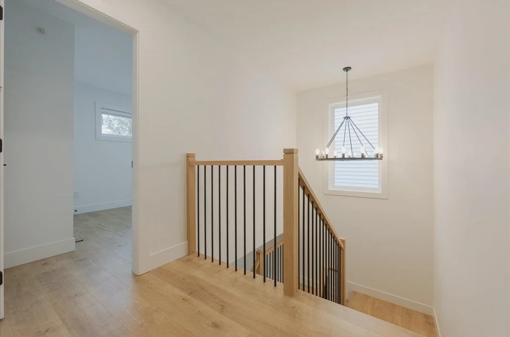 10490 McVeety Street, Maple Ridge, BC - House for Sale - Photo 25 of 40 10490 McVeety Street, Maple Ridge, BC - House for Sale - Photo 25 of 40