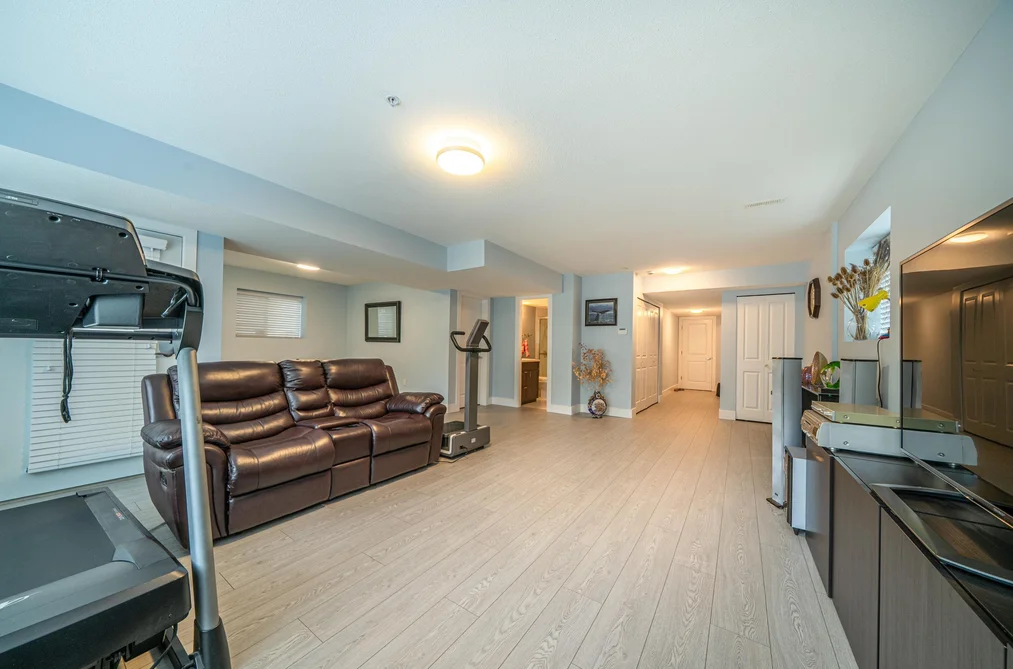 10499 MCEACHERN STREET, Maple Ridge BC V2W 0H8, Maple Ridge BC — Residential for Sale — Photo 37 of 40