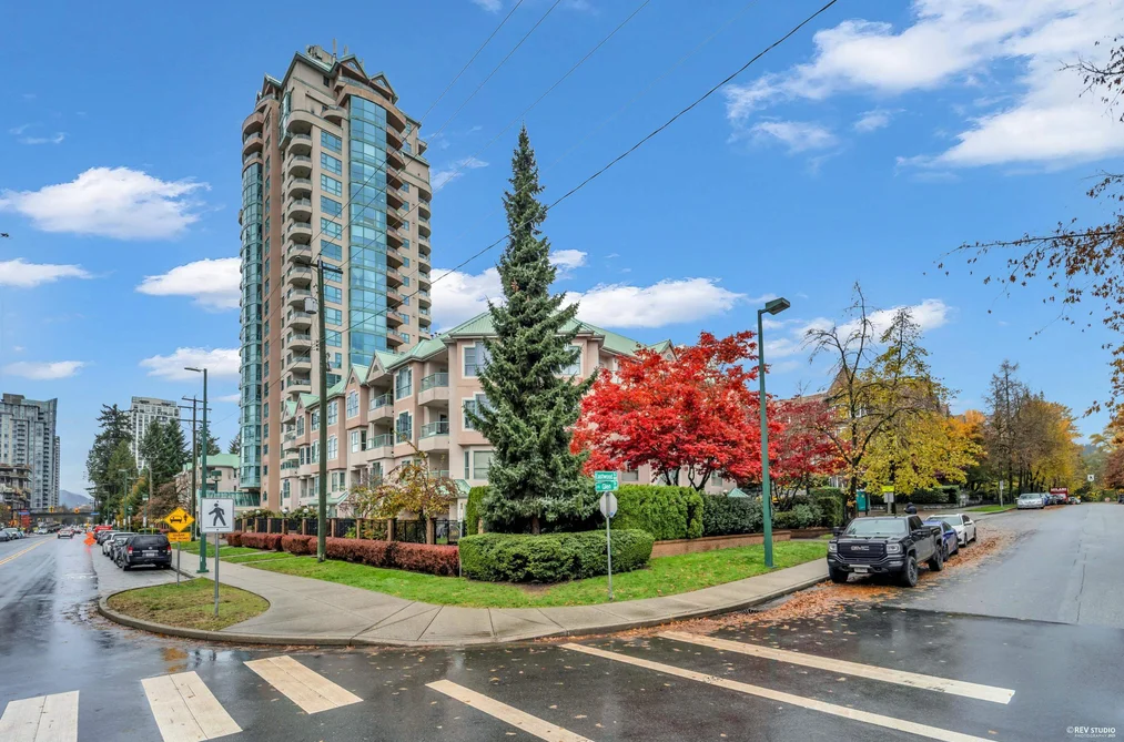 Townhouse for sale at 104e 3081 Glen Drive Coquitlam British Columbia - MLS: R3078817
