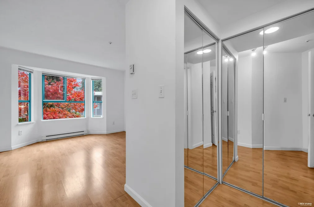 104E 3081 GLEN DRIVE, Coquitlam BC V3B 2P8, Coquitlam BC — Residential for Sale - Photo 3