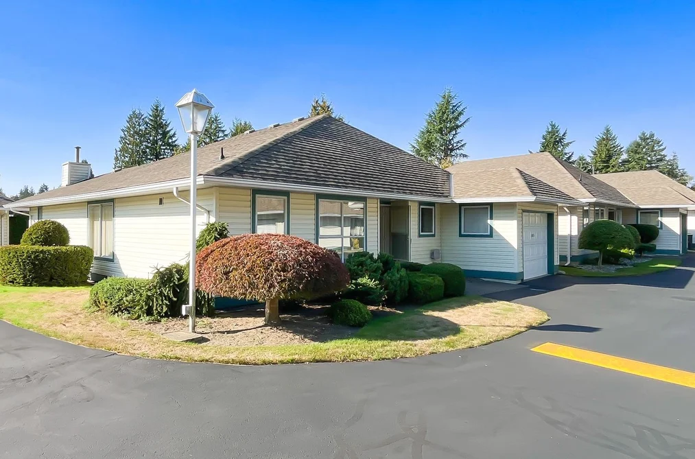 105 10172 141 STREET, Surrey BC V3T 4P6, Surrey BC — Residential for Sale - Photo 2