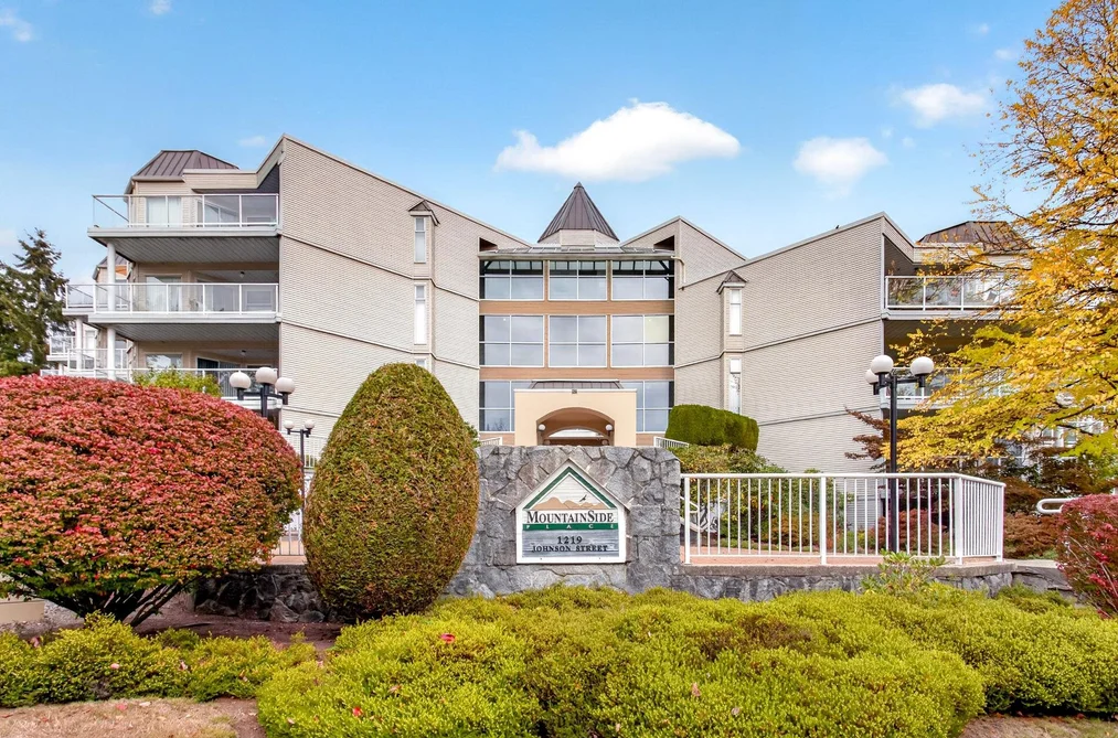 1219 Johnson St Unit 105, Coquitlam, BC - MLS: R3170635
