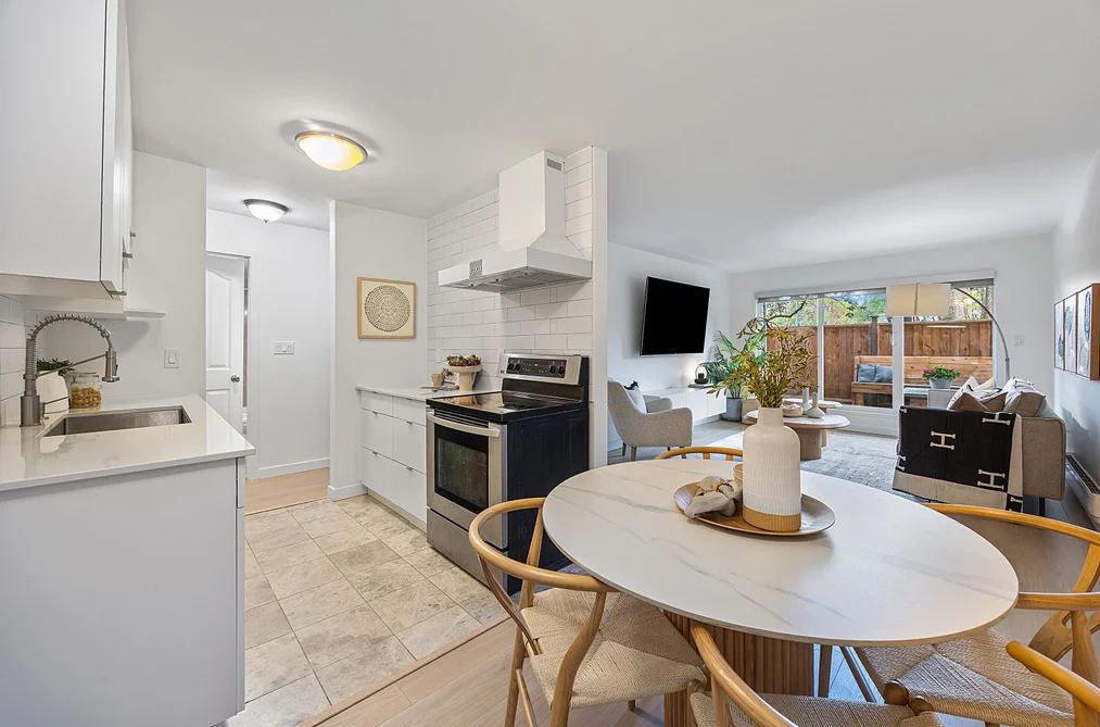 105 1440 E BROADWAY, Vancouver BC V5N 5P2, Vancouver BC — Residential for Sale - Photo 3